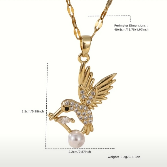 18k Elegant Gold Hummingbird Pendant Necklace - Picture 2 of 4